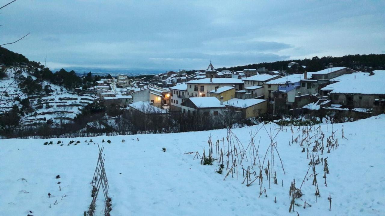 La Vieja Escuela Villa Fuentes de Rubielos Dış mekan fotoğraf