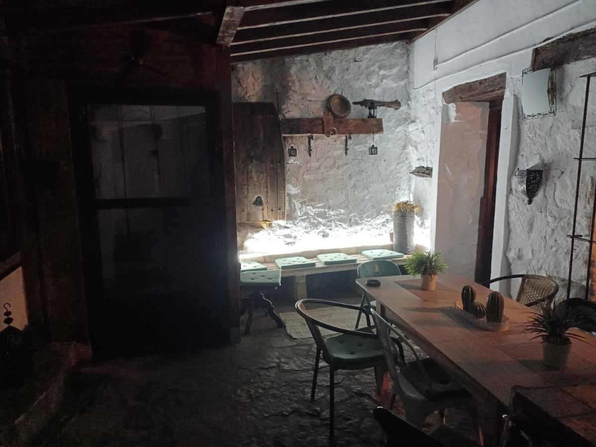 La Vieja Escuela Villa Fuentes de Rubielos Dış mekan fotoğraf